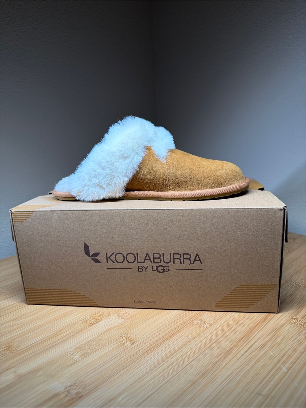 UGG Koolaburra Milo Chestnut Suede Shearling Lined Slide Slippers Women's 8